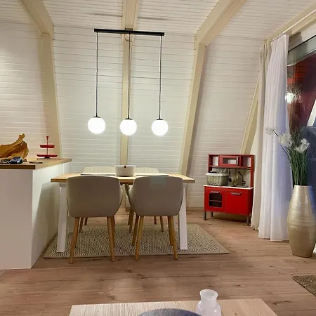 Dom wakacyjny Schwedenhaus Am Yachthafen 40 *